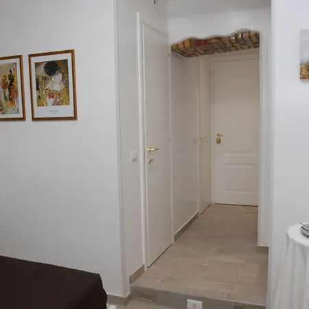 Interno 2 3* 罗马