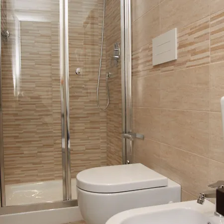 招待所 Interno 2